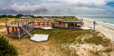 Фото новости: Николаев. Конфликт вокруг лагеря «Кинбурн Кэмп» Свежие новости: Николаев. Конфликт вокруг лагеря «Кинбурн Кэмп»