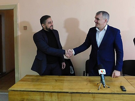 Фото новости: Мэр Сенкевич представил нового директора ДЖКХ Николаевского горсовета Сергея Коренева Свежие новости: Мэр Сенкевич представил нового директора ДЖКХ Николаевского горсовета Сергея Коренева