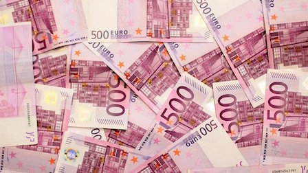 Свежие новости: В Украине подскочил евро и вырос курс доллара