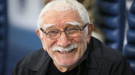 Свежие новости: Умер Армен Джигарханян