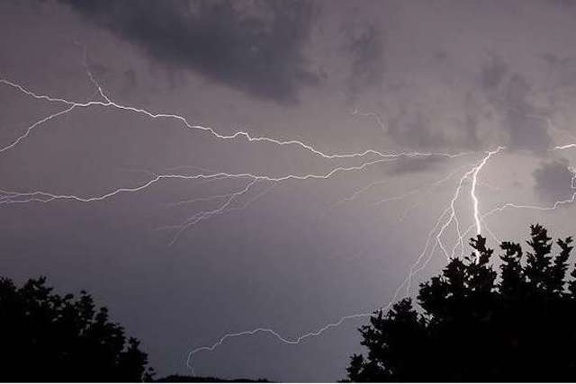 Свежие новости: Через негоду знеструмлено 3 населених пункта у Миколаївській області, — Міненерго