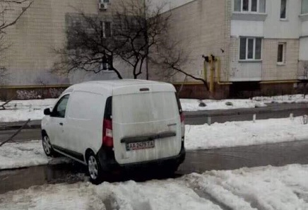 Свежие новости: В Киеве пытались похитить девочку со школы