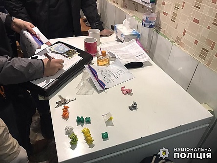 Свежие новости: В Николаеве силовики провели спецоперацию и ликвидировали группу наркодельцов, которые занимались «закладками»