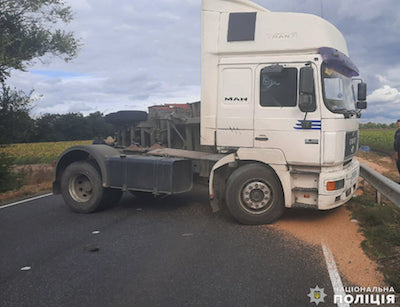 Свежие новости: В Баштанском районе два большегруза не поделили дорогу