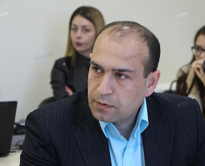 Свежие новости: «Давайте каждый приютим по одной бездомной собаке», - Мкртчян ответил на митинг николаевских зоозащитников