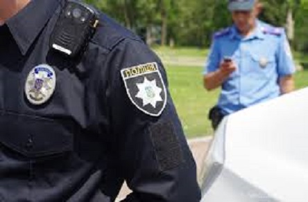 Свежие новости: Администрация Ингульского района заявит в полицию на активистов, которые выгрузили грузовик мусора перед входом в РГА