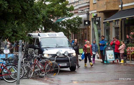 Свежие новости: В Финляндии мужчина с ножом напал на прохожих