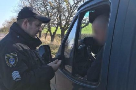 Фото новости: На Николаевщине полиция зафиксировала около 5 тыс. нарушений ПДД за два месяца Свежие новости: На Николаевщине полиция зафиксировала около 5 тыс. нарушений ПДД за два месяца