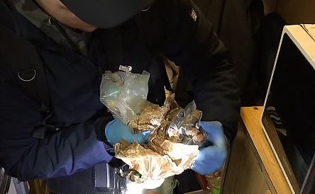 Свежие новости: На границе контрразведка СБУ задержала николаевца, который вывозил детали для кораблей ВМС РФ