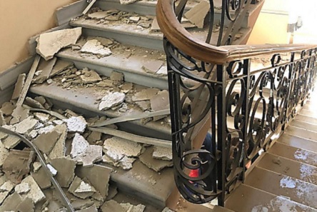 Свежие новости: ФОТО: В Главке полиции Одесчины обвалился потолок – пострадали двое сотрудников