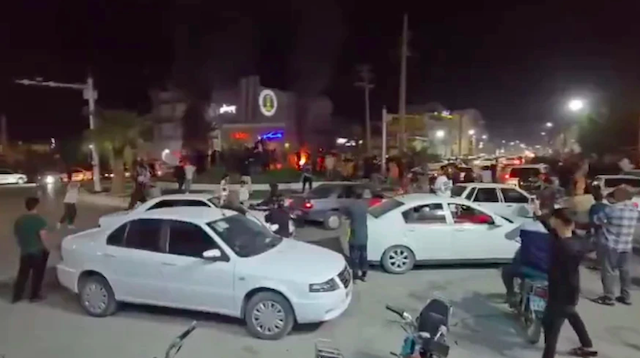 Свежие новости: Трамп закликав іранців зачекати з протестами