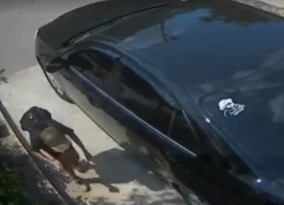 Свежие новости: Жители Николаева просят помочь найти подростка, который скручивает колпачки с колес авто