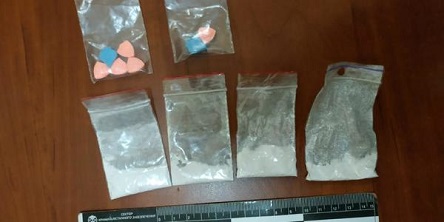 Свежие новости: В Киеве задержали парня с «волшебными» таблетками