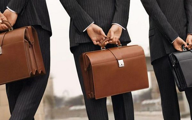 Свежие новости: Невакцинированных госслужащих будут отстранять