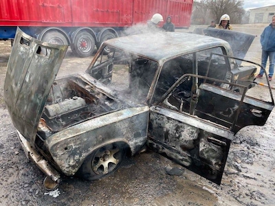 Фото новости: В Новой Одессе сгорел припаркованный авто Свежие новости: В Новой Одессе сгорел припаркованный авто