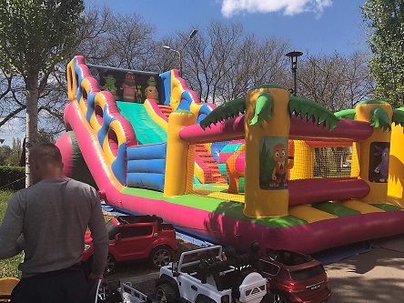 Свежие новости: В Центральном районе Николаева изъяли незаконно установленный батут и детские машинки