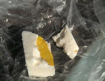 Свежие новости: В Снигеревке женщина нашла в сыре страшный компонент