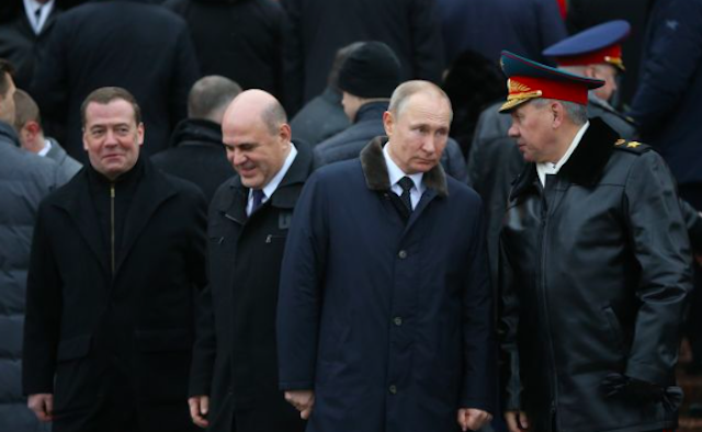 Свежие новости: В оточенні Путіна заговорили про безвихідь у війні
