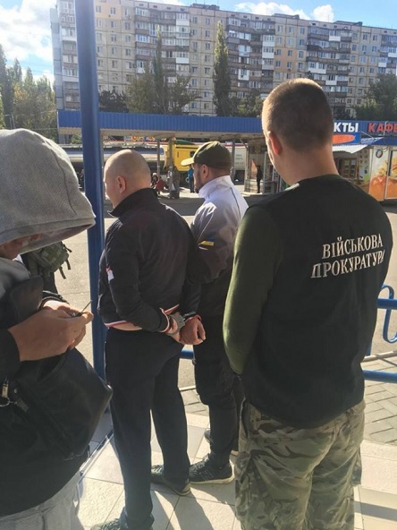 Свежие новости: На взятке в 10 тысяч гривен задержан сотрудник Ольшанской исправительной колонии №53