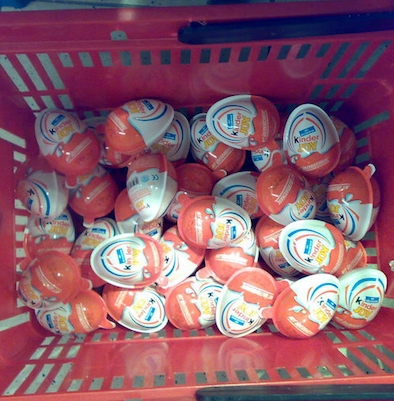 Свежие новости: В Николаеве охрана супермаркета уличила вора, который пытался вынести в рюкзаке 140 штук 