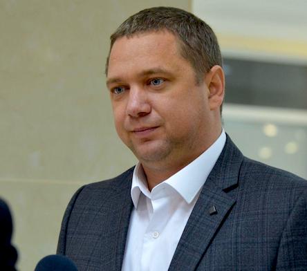 Свежие новости: В поле возле Снигиревки подорвался трактор, в котором находился аграрий Кормышкин — бизнесмен в больнице