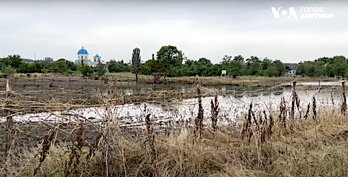 Свежие новости: Після відходу води на Миколаївщині місцеві повертаються додому