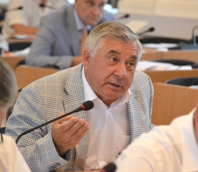 Свежие новости: В Николаеве группа грабителей ворвалась в дом депутата Дюмина и вынесла из него деньги и драгоценности