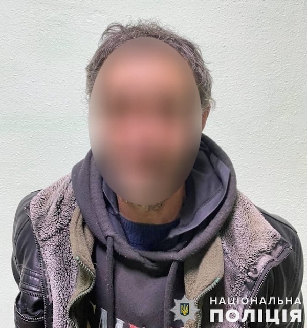 Свежие новости: Житель Миколаївського району «порнув» ножем залицяльника своєї подруги