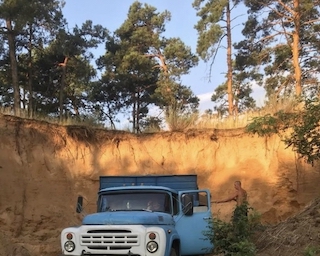 Свежие новости: У Балабанівському лісі незаконно видобувають пісок – поліція відмовляється оформляти порушників