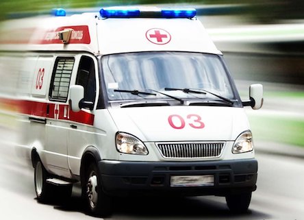 Свежие новости: На Николаевщине возле трассы нашли избитого парня – он умер по пути в больницу