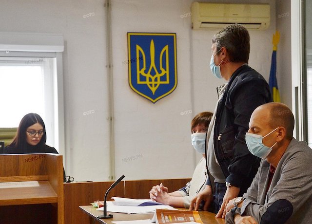 Свежие новости: В Николаеве начали судить экс-помощника бывшей главы облсовета Геннадия Левченко по делу о $90 тысячах взятки