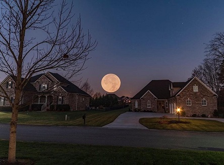 Свежие новости: В первый день 2018 года над Землей взойдет Суперлуна