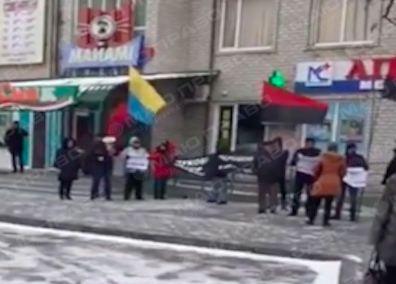 Свежие новости: В соцсетях появилось видео митинга, проведённого депутатом Соей