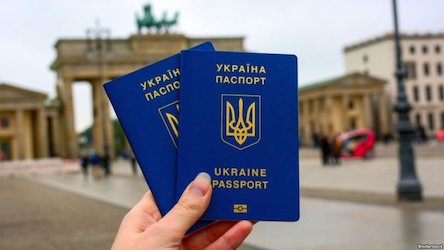 Свежие новости: Украинцам открыли границы еще 13 стран