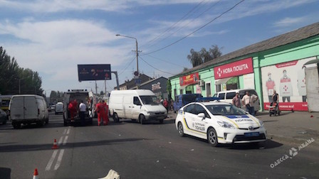 Свежие новости: Авария на Николаевской дороге: три пешехода в больнице