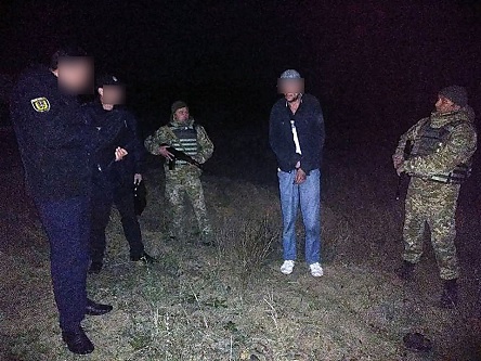 Свежие новости: На Одесчине бежавший из Приднестровья убийца пытался ранить ножом пограничника