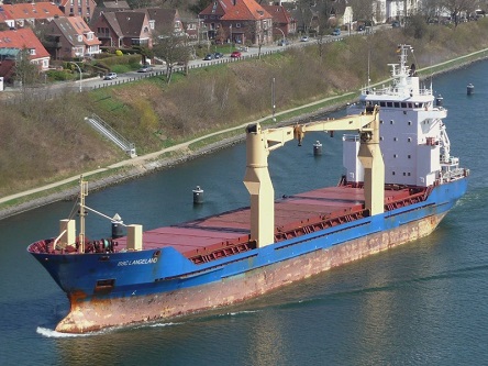 Свежие новости: Пиратский порт: У арестованного причала «Океана» в Николаеве загружается зерном очередное иностранное судно