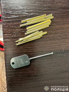 Фото новости: У Миколаєві за серію крадіжок з квартир затримали близнюків Свежие новости: У Миколаєві за серію крадіжок з квартир затримали близнюків