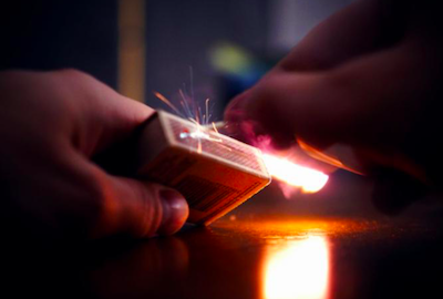 Свежие новости: В Одессе возмущенный покупатель пытался сжечь киоск