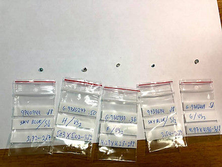 Свежие новости: В Киеве таможенники изъяли 61 бриллиант, который прислали из США