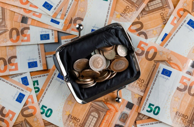 Свежие новости: Зеленський запропонував передати Україні соцдопомогу ЄС для біженців