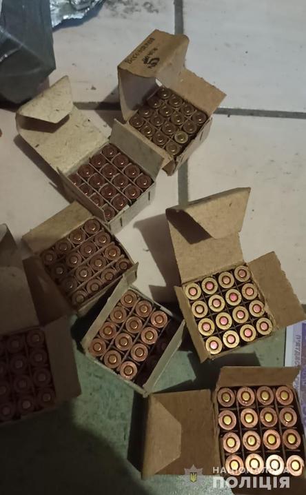 Свежие новости: В Николаеве задержали мужчину на повторном сбыте патронов к огнестрельному оружию