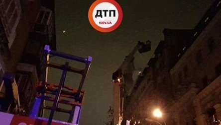 Свежие новости: Горевшая многоэтажка в центре Киева оказалась домом Яценюка