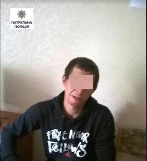 Свежие новости: В Николаеве грабитель отобрал телефон у прохожего, попросив сделать срочный звонок