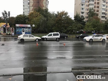 Свежие новости: Жуткое ДТП в Киеве: пьяный водитель сбил женщину и уснул в авто
