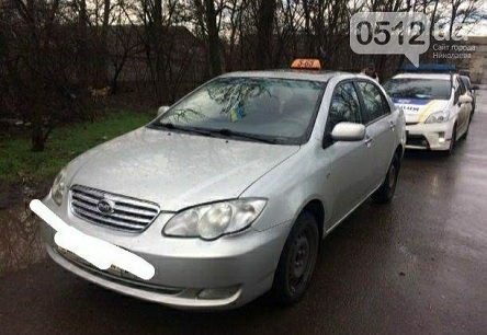 Свежие новости: ВИДЕО: В Николаеве пьяный таксист гнался за «гномиками, которые украли у него глечики»