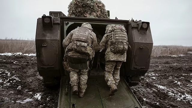 Свежие новости: Росіяни перегруповуються для посилення наступу найближчими тижнями, - розвідка Естонії