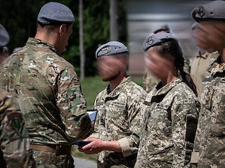 Свежие новости: В Україні жінка вперше повністю пройшла жорсткий Q-курс ССО