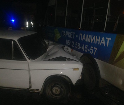 Свежие новости: Маршрутка, попавшая накануне в ДТП с ВАЗом, могла быть нелегальной, - ОГА