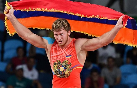 Свежие новости: ВИДЕО: Артур Алексанян обыграл борца из Турции на чемпионате Европы Видео